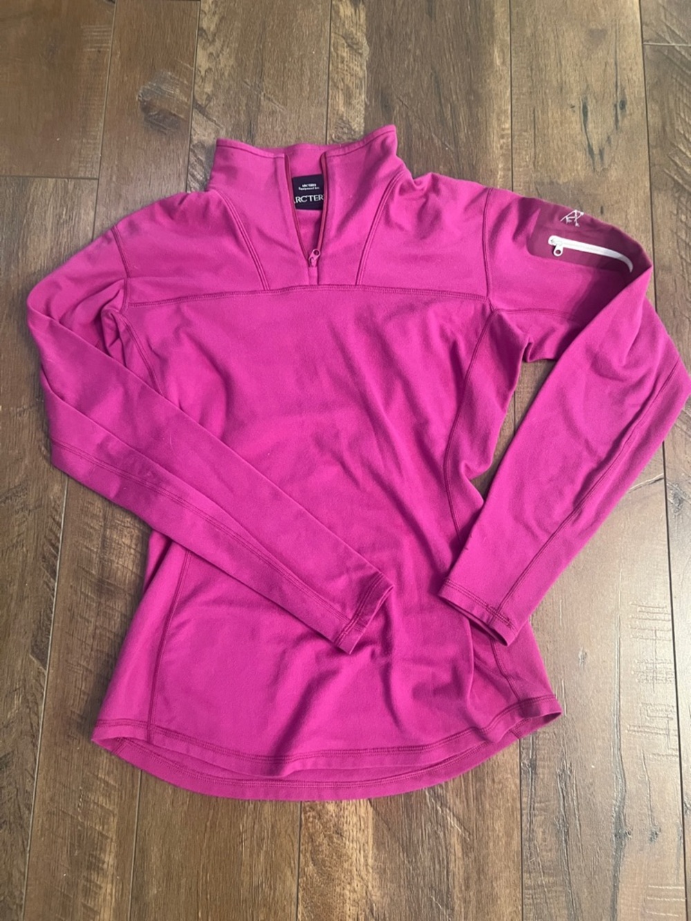 Arc'teryx Women's Bright Fuchsia Half-Zip Pullover